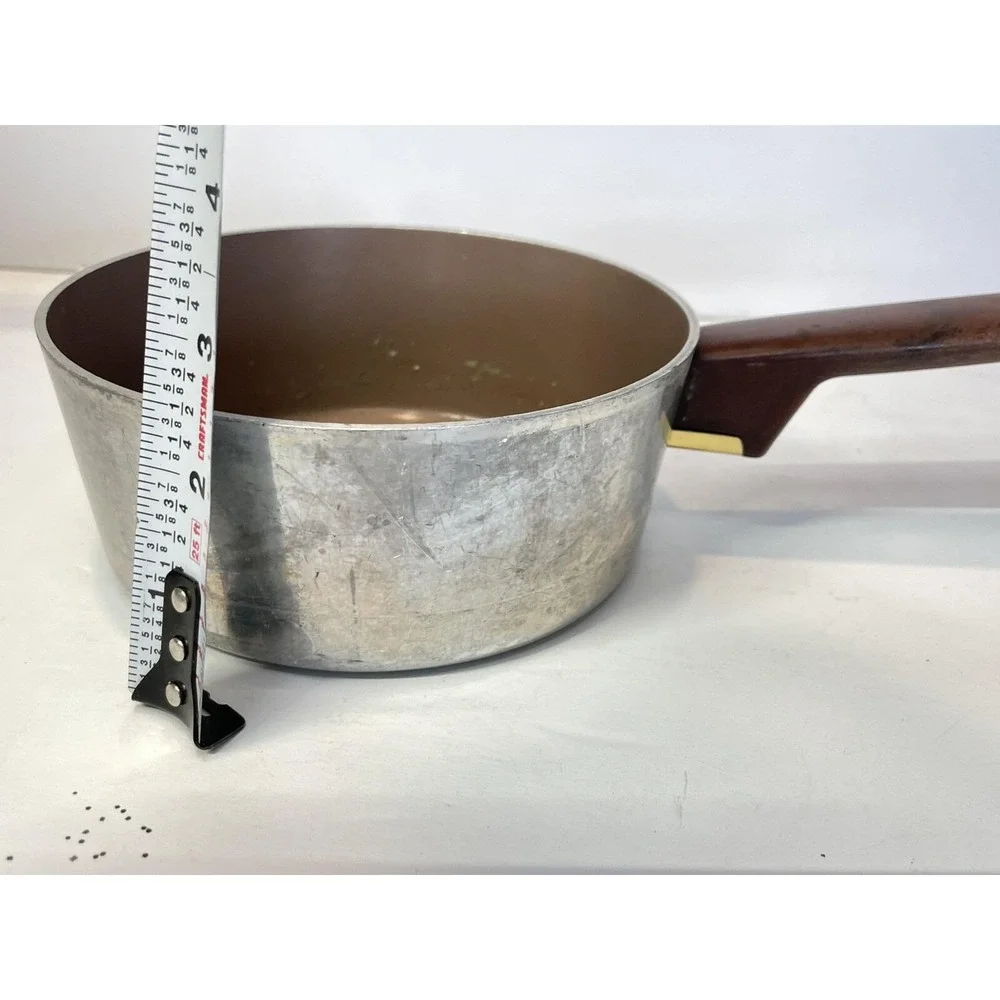Vintage Regal Ware Quality Aluminum 6
